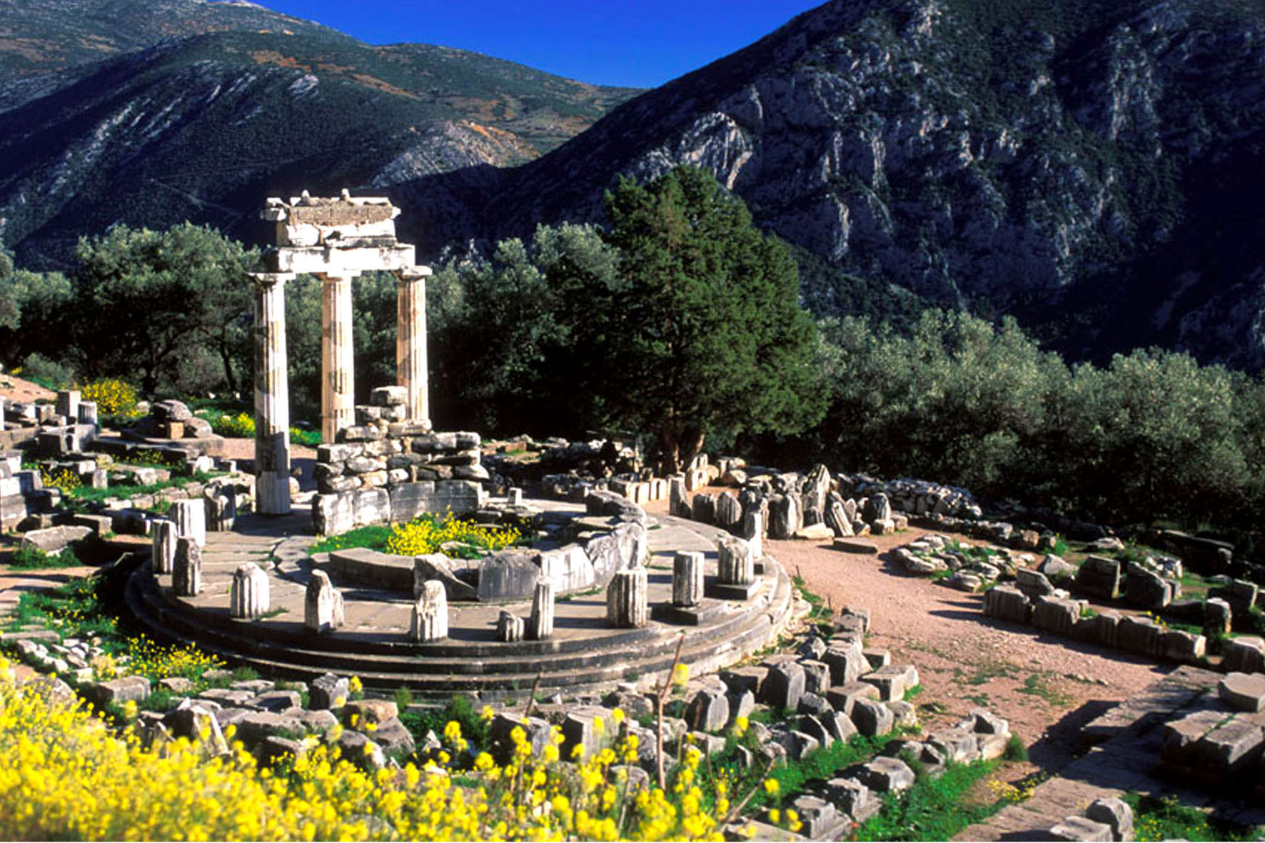храм Дельфы, Греция